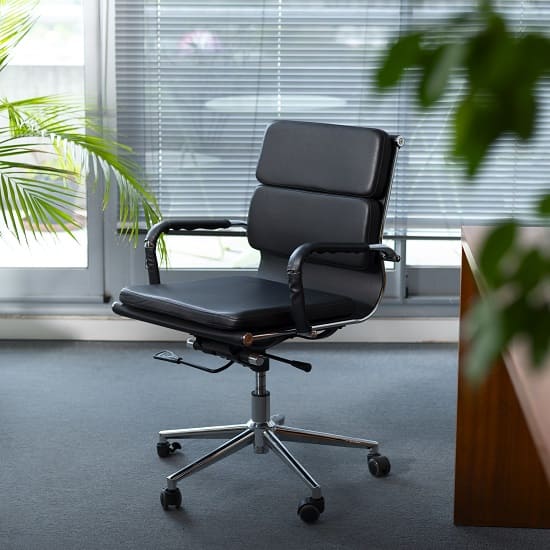 Как выбрать стул для работы: полное руководство для здоровья и комфорта